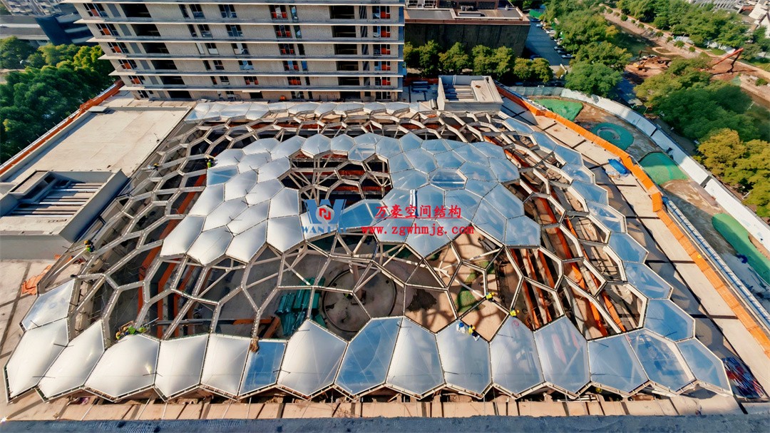 浙江萬豪空間結(jié)構(gòu)集團(tuán)有限公司安吉云安里項(xiàng)目膜結(jié)構(gòu)工程進(jìn)展報告